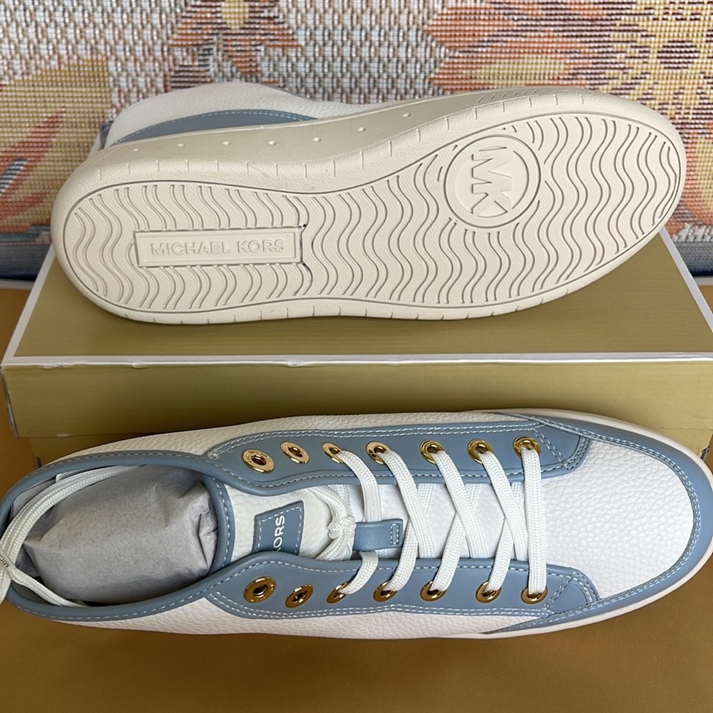 MICHAEL KORS
SHEA MID HIGH TOP
FAUX LEATHER
49F3SHFESL
PALE BLUE 
NEW - Picture 13 of 16